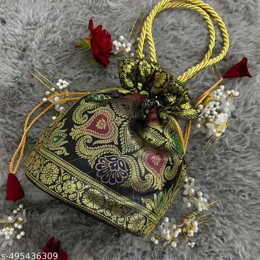 Elite pouch Bag: Elegant Accessory for Women